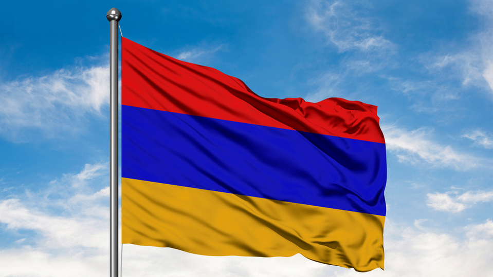 Arménie se dnes oficiálně připojila k zemím, které se řídí verdikty Mezinárodního trestního soudu v Haagu, navzdory odporu Moskvy