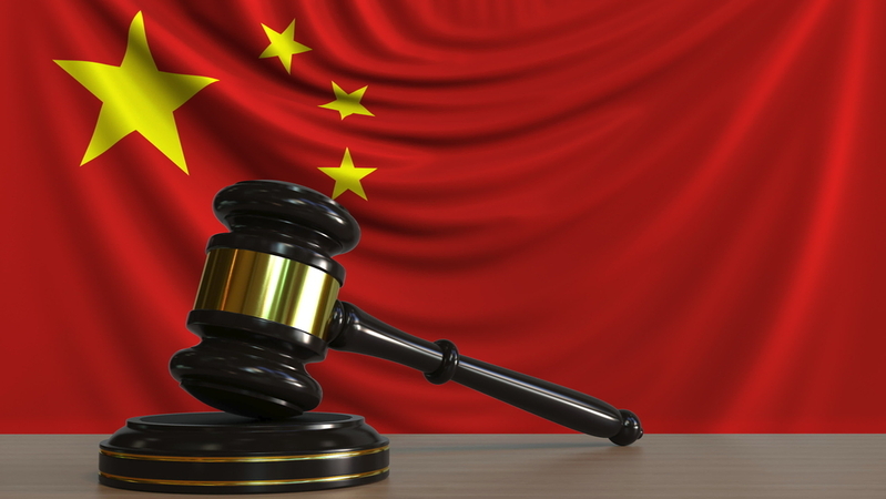 Čína přiznala, že v roce 2022 odsoudila britského občana Iana Stonese k pěti rokům vězení za špionáž