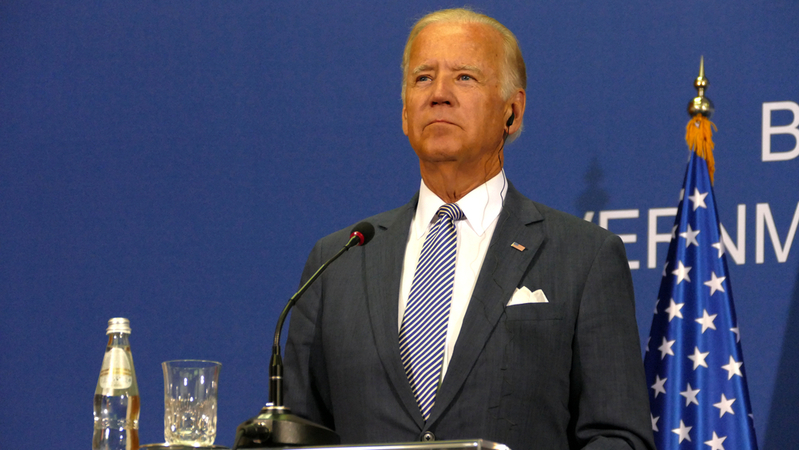Joe Biden podepsal exekutivní příkaz o ochraně Palestinců v USA před deportací kvůli podmínkám v Gaze