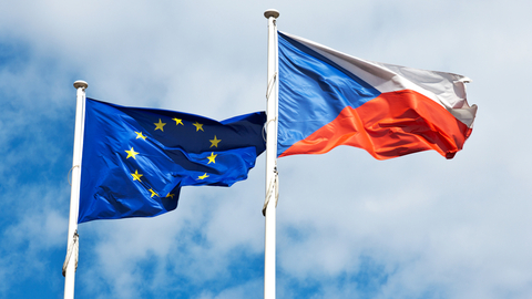 Evropská komise dnes schválila ČR dotace ve výši 17,9 miliardy Kč v rámci mimořádného fondu obnovy na zmírnění následků hospodářské krize