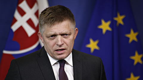 Zástupci slovenské vládní strany Smer podali trestní oznámení na otce lídra opozičního hnutí PS Šimečku 