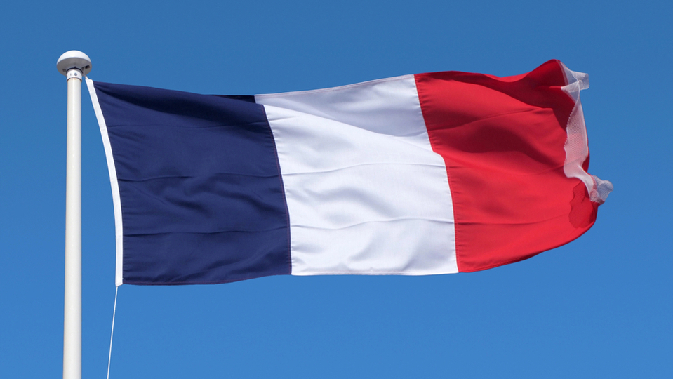 Francie posiluje bezpečnostní opatření na nejvyšší stupeň v reakci na teroristický útok v Moskvě, uvedl premiér Attal