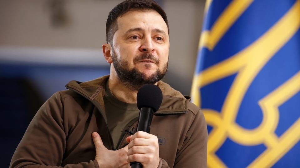 Zelensky hovořil s Johnsonem, řešil s ním blokaci vojenské pomoci Ukrajině ze strany republikánů