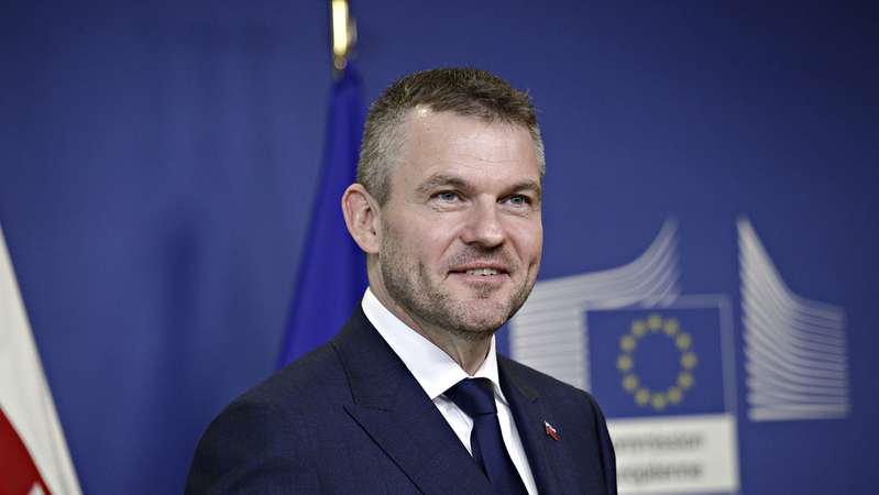 Fiala, Lipavský i Pavel vyjádřili gratulaci Petru Pellegrinimu, všichni uvedli, že doufají v pokračování dobrých vztahů