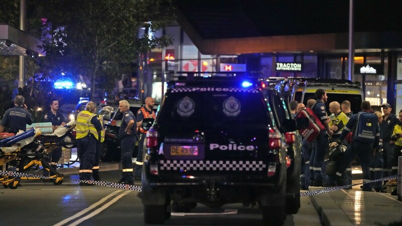 Po dnešním útoku nožem v obchodním domě v Sydney zahynulo šest lidí