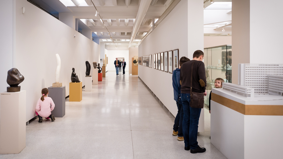 Nové výstavy v pražských galeriích otevře dnes a v nadcházejícím týdnu několik českých a zahraničních umělkyň