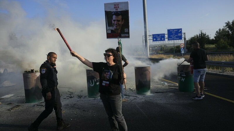 Představitelé řady zemí dnes opět vyzvali ke snížení napětí na Blízkém východě