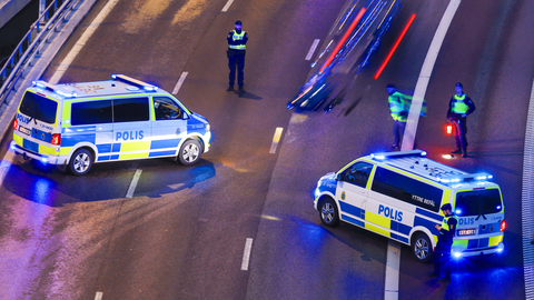 Ve Stockholmu se střílelo nedaleko izraelské ambasády, policie uzavřela okolí a zadržela několik lidí