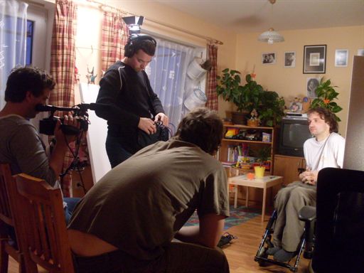 Štáb Febia při natáčení ČESKÉHO MILOVÁNÍ - O LÁSCE HANDICAPOVANÝCH