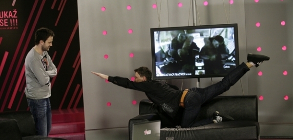 Hostem pořadu Ukaž se!!! bude Petr Eim Barrandov.tv